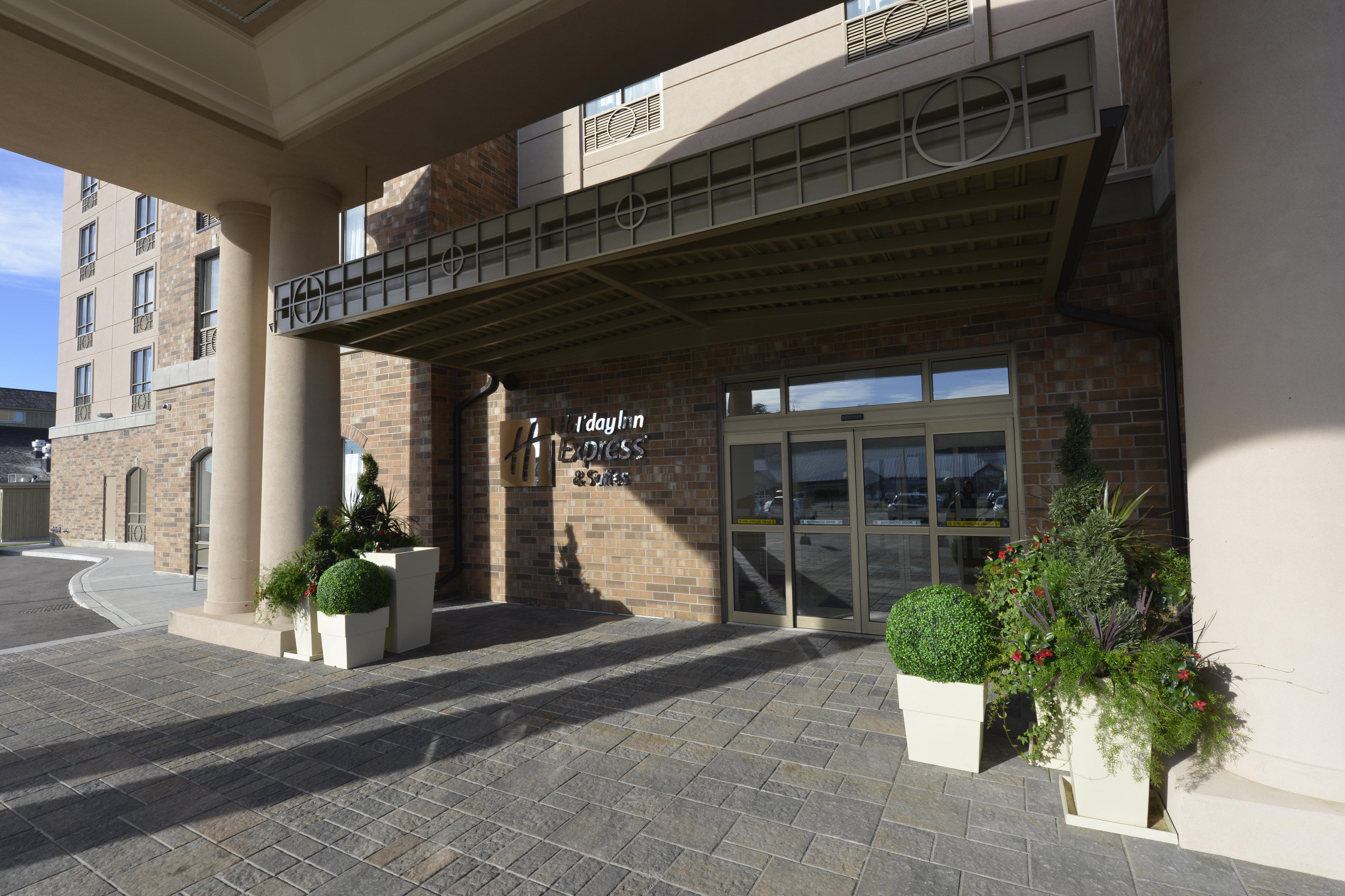 Holiday Inn Express Hotel & Suites Waterloo - St. Jacobs Area By Ihg Εξωτερικό φωτογραφία