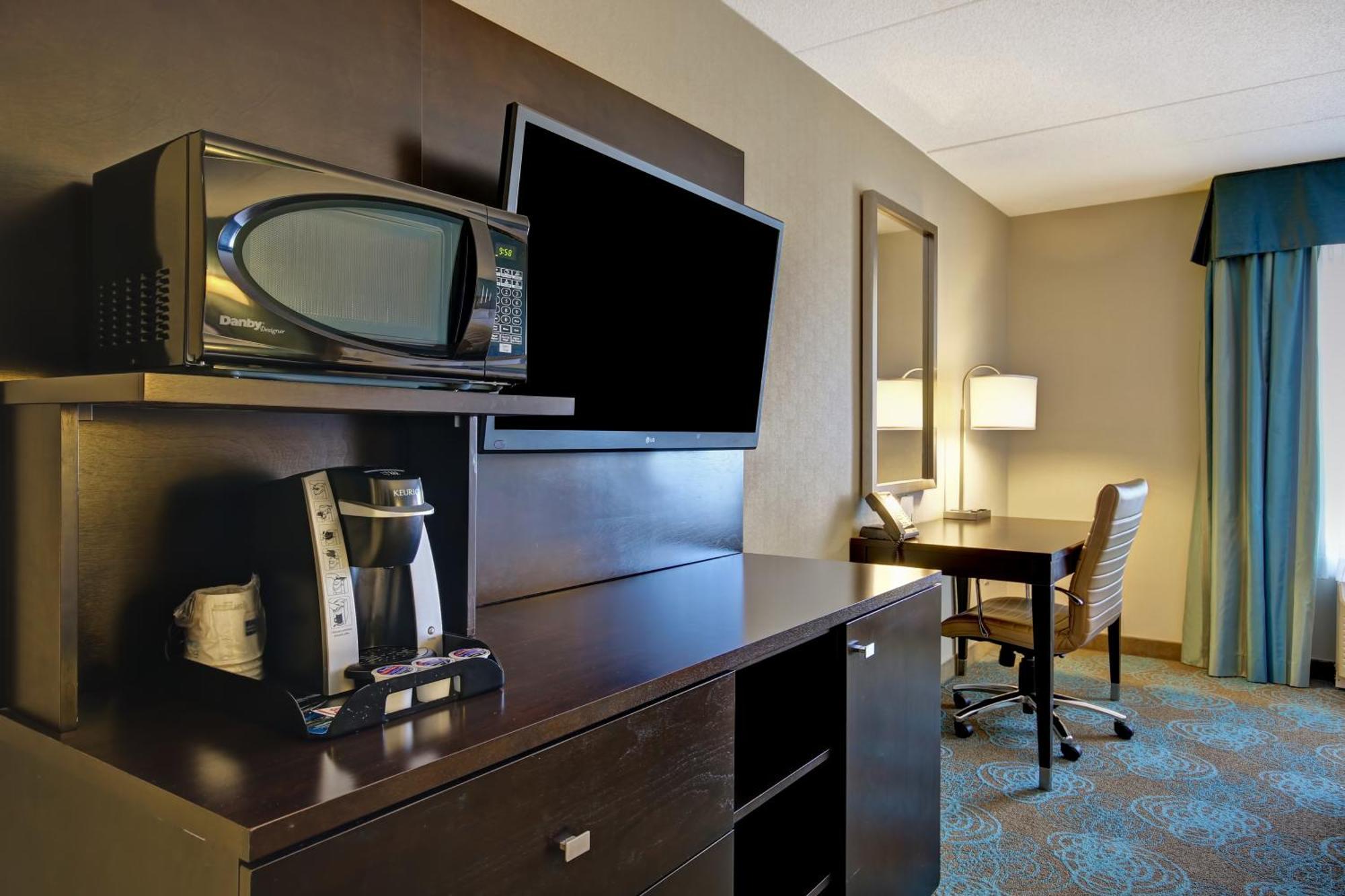 Holiday Inn Express Hotel & Suites Waterloo - St. Jacobs Area By Ihg Εξωτερικό φωτογραφία